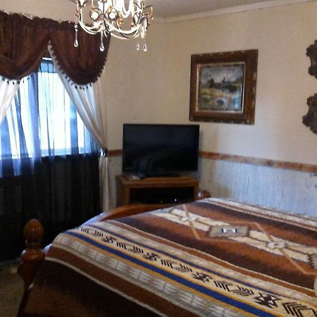Black Bear MotelDavenport エクステリア 写真