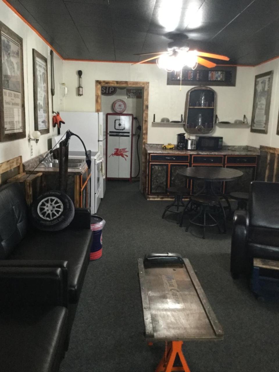 Black Bear MotelDavenport エクステリア 写真