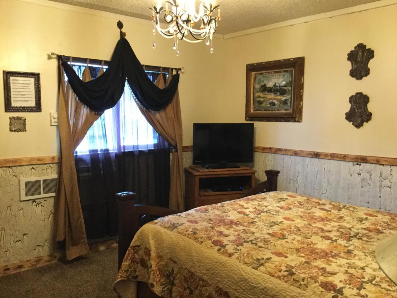 Black Bear MotelDavenport エクステリア 写真
