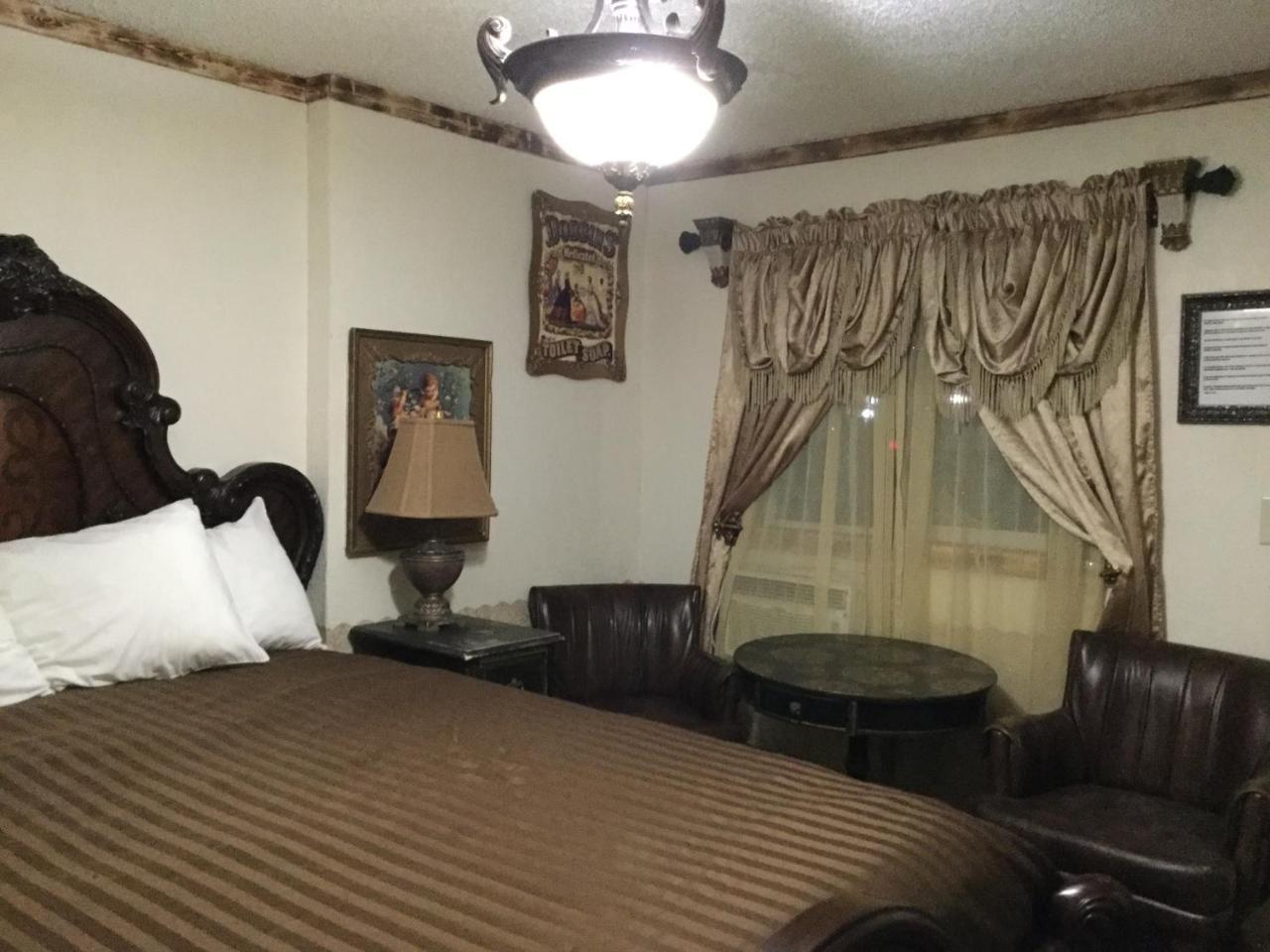 Black Bear MotelDavenport エクステリア 写真