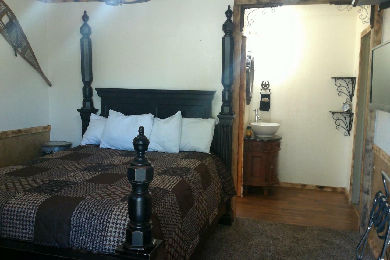 Black Bear MotelDavenport エクステリア 写真