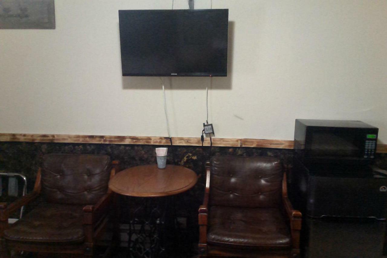 Black Bear MotelDavenport エクステリア 写真